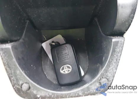 2013 Toyota Prius Three from USA, damaged, VIN JTDKN3DU0D5568623